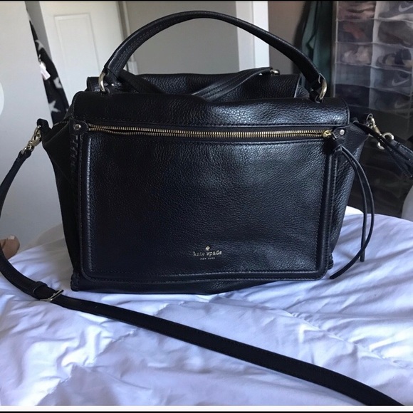 kate spade Handbags - Kate Spade Shoulder Bag